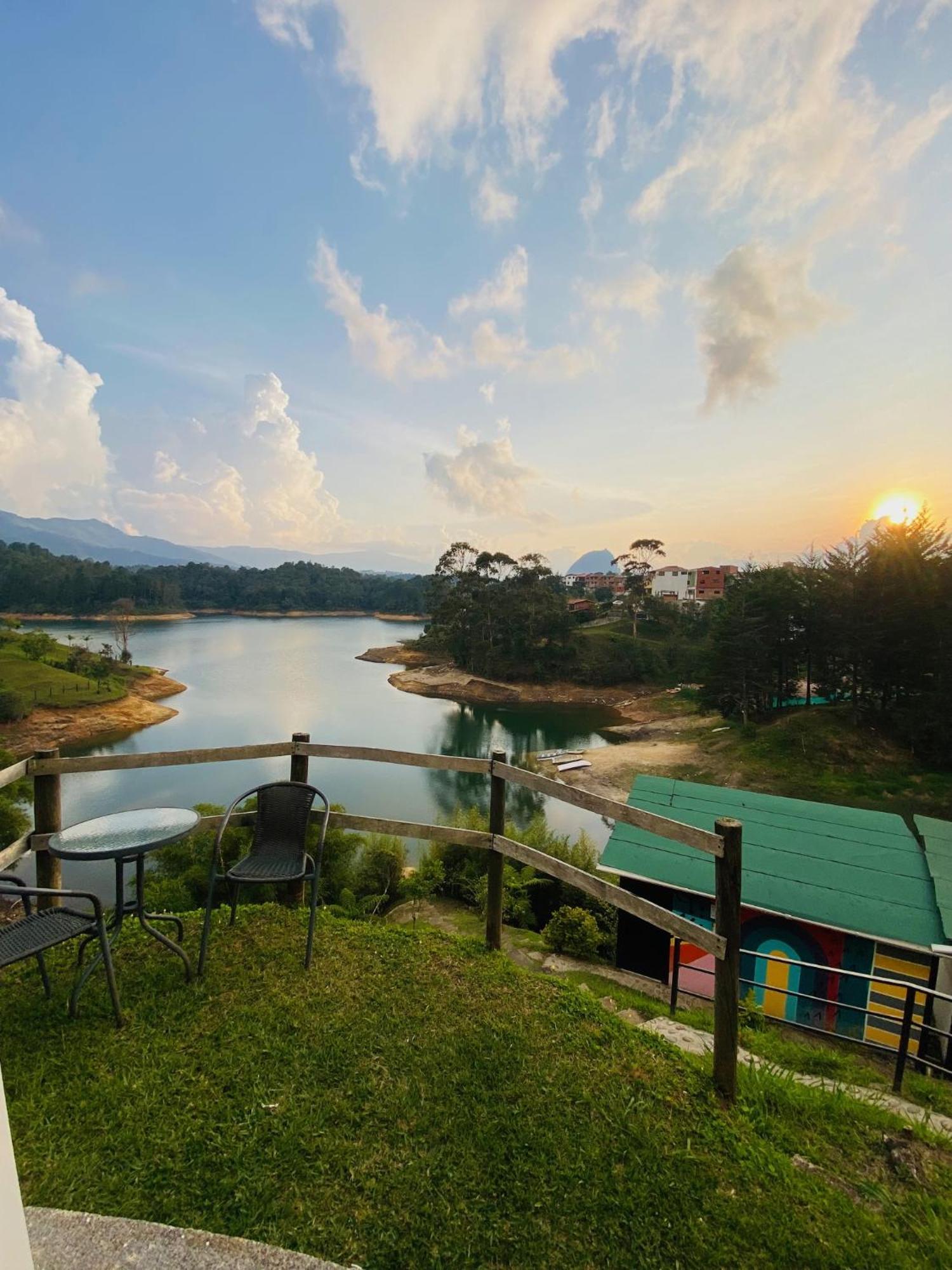 La Madriguera Otel Guatapé Dış mekan fotoğraf