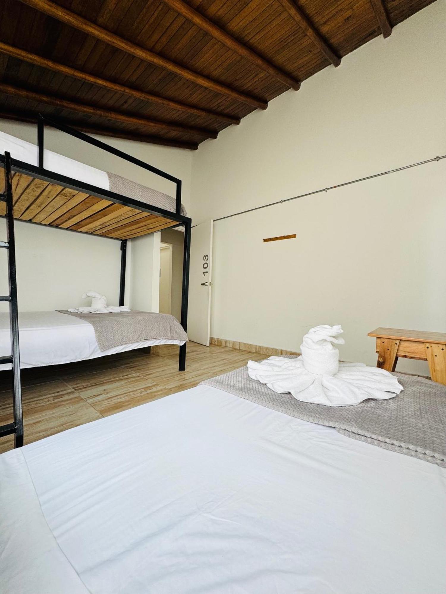 La Madriguera Otel Guatapé Dış mekan fotoğraf